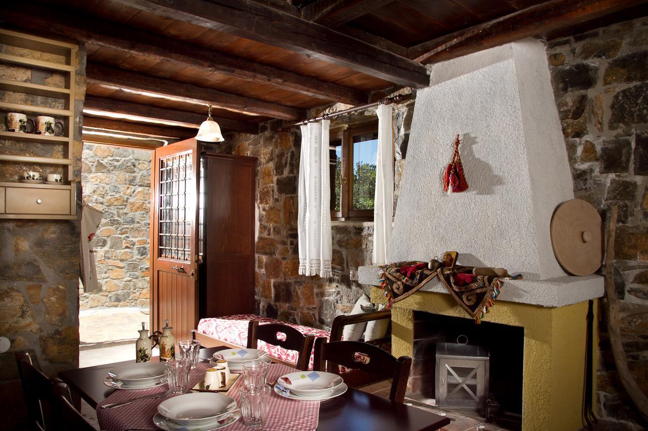 Monastiraki Traditional Guest House Monastirakion  Eksteriør bilde