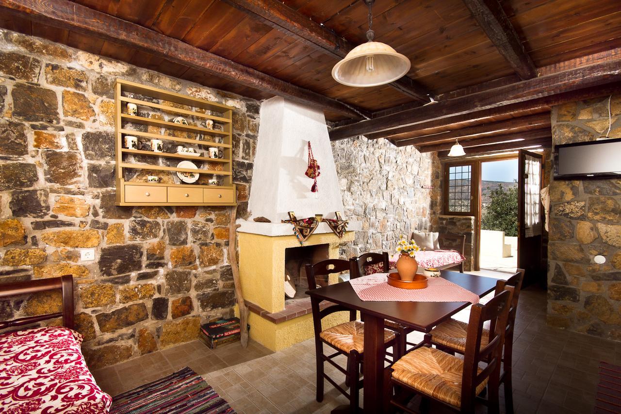 Monastiraki Traditional Guest House Monastirakion  Eksteriør bilde